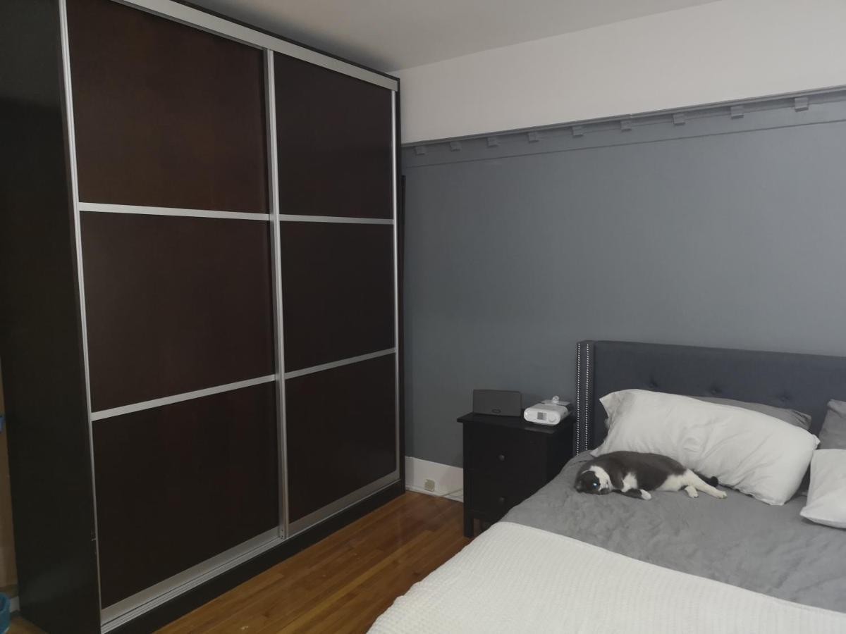 Room With King Bed In Shared 3 Bedroom Downtown Montréal Dış mekan fotoğraf