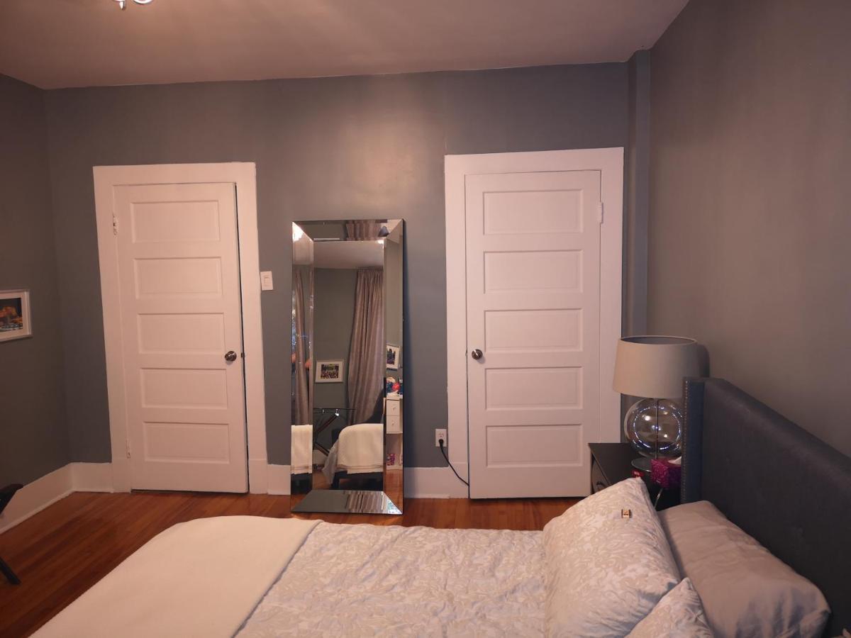 Room With King Bed In Shared 3 Bedroom Downtown Montréal Dış mekan fotoğraf